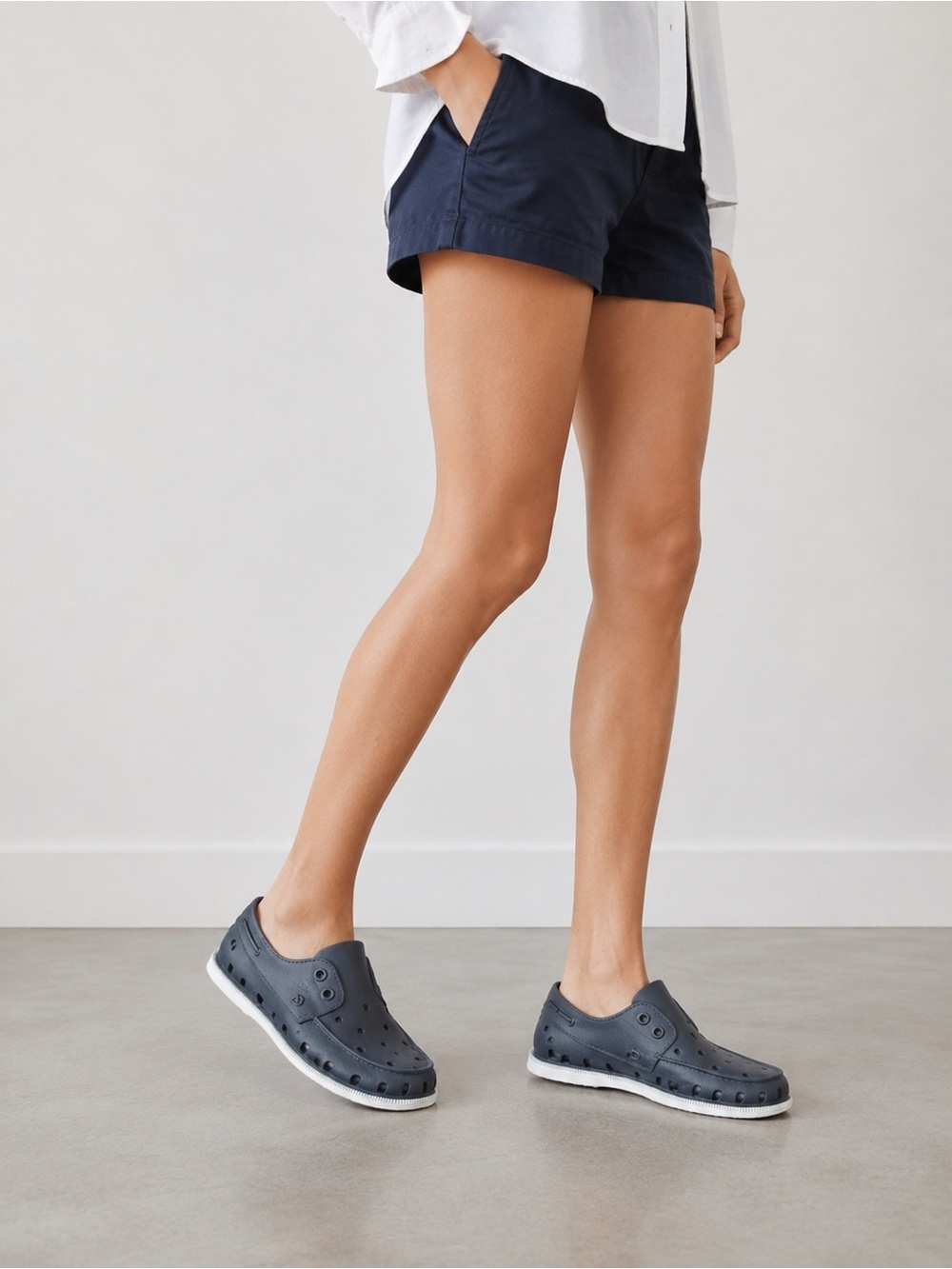 Sperry Slip on | Navy | Unisex | Size: M5, W7 | Waterproof | Perforated shoes